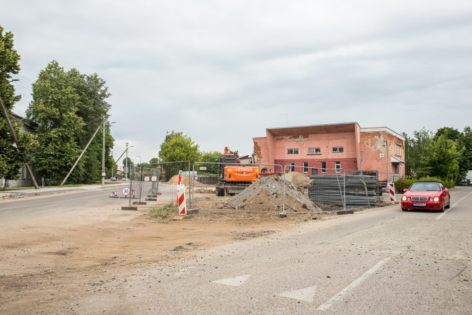 Dėl užsitęsusio gatvės remonto prarado kantrybę: dingo visi meistrai, technika, nevyksta jokių darbų