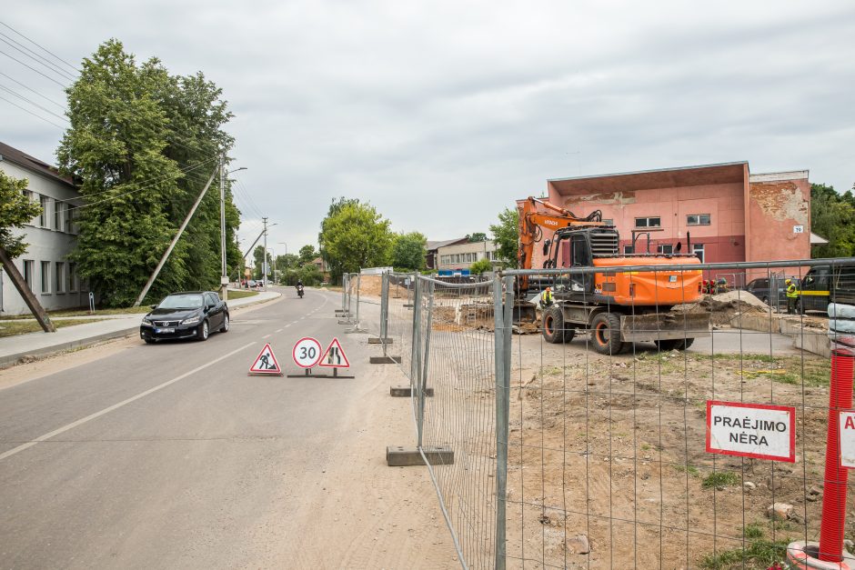 Dėl užsitęsusio gatvės remonto prarado kantrybę: dingo visi meistrai, technika, nevyksta jokių darbų