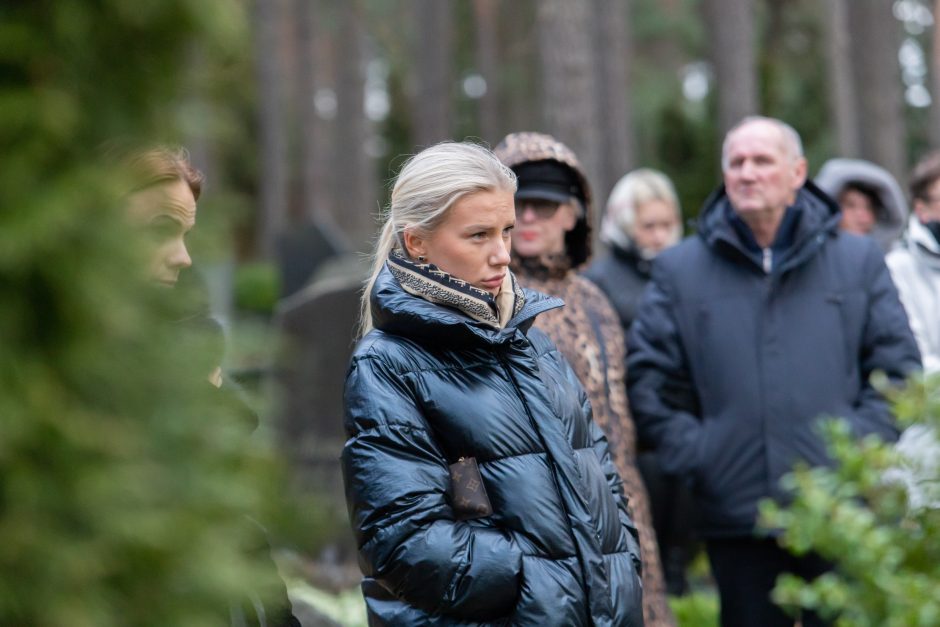 Karmėlavos kapinėse amžinojo poilsio atgulė A. Jagelavičiūtė