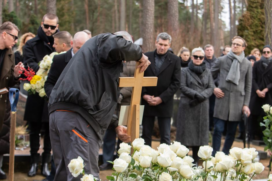 Karmėlavos kapinėse amžinojo poilsio atgulė A. Jagelavičiūtė