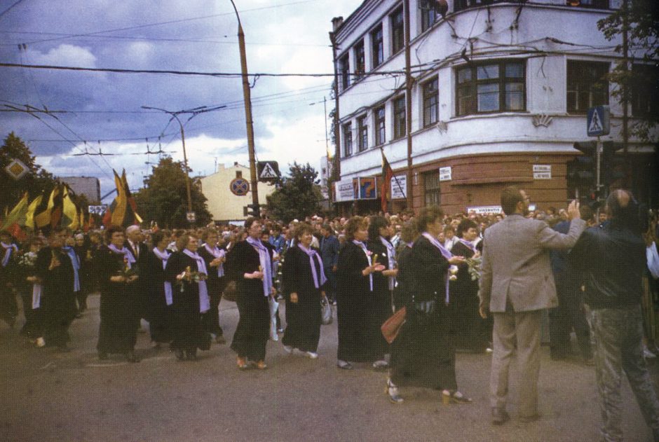 Sugrįžimo iš amžinojo įšalo žemės pėdsakais