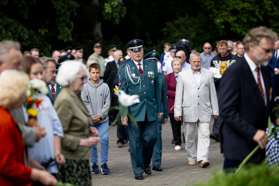 „Stovime teisingesnio pasaulio pusėje“: Medininkų minėjime pabrėžta Ukrainos kova