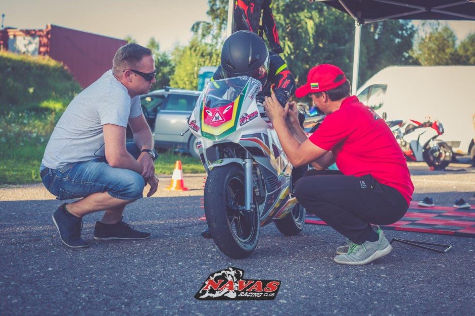 „Navas Racing School“ – jaunųjų motociklininkų kalvė