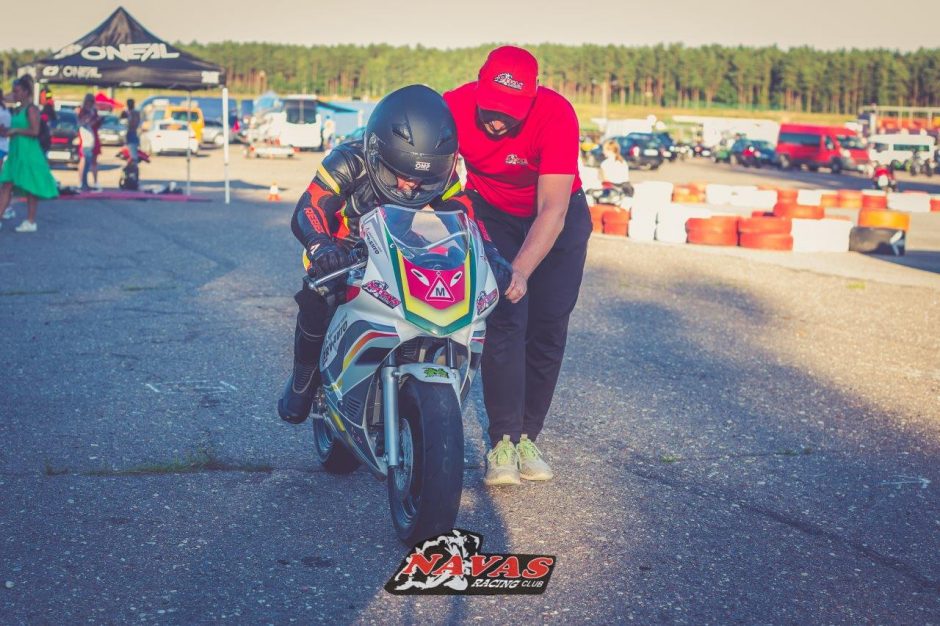 „Navas Racing School“ – jaunųjų motociklininkų kalvė