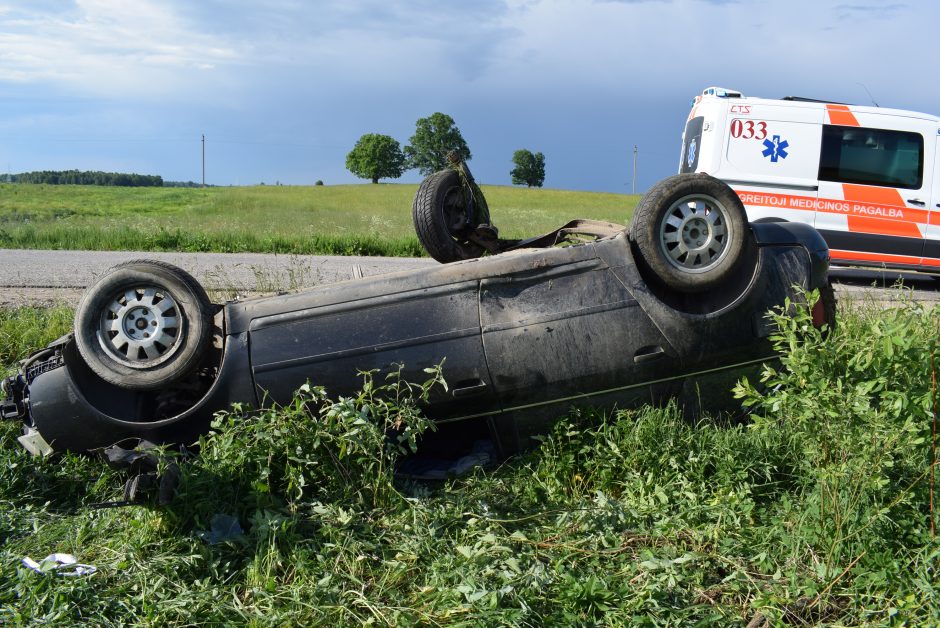 Alytuje per dviejų „Audi“ kaktomušą nukentėjo 7 žmonės (ieškomi avarijos liudininkai)