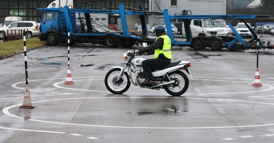 Keičiasi požiūris: motociklais susižavima vis dažniau