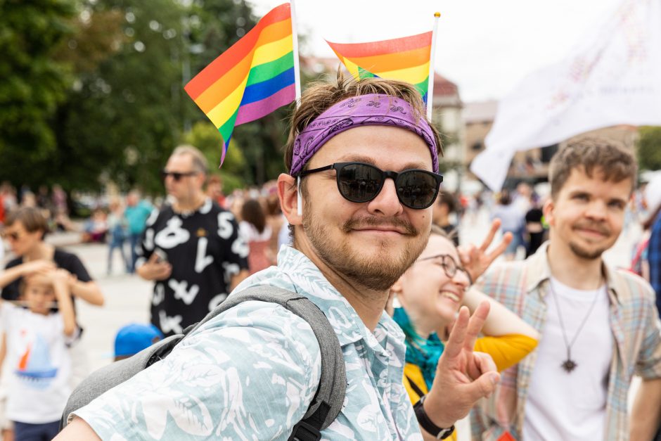 „Vilnius Pride 2023“: į minią vos neįsirėžė automobilis