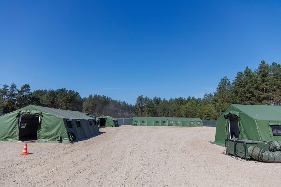 Kartotiniams mokymams atvyko 2500 aktyviojo rezervo karių