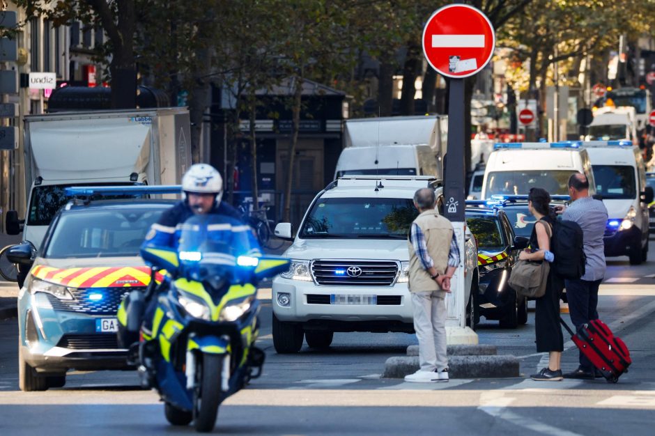 Belgijoje prasideda įtariamų Paryžiaus atakų bendrininkų teismas