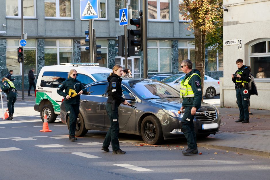 Kauno centre strigo eismas: partrenkta moteris