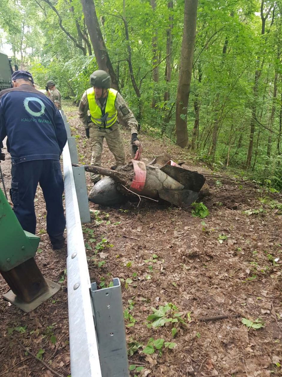 Aliarmas Kaune: Aleksote aptikta daugiau nei 70 aviacinių bombų 