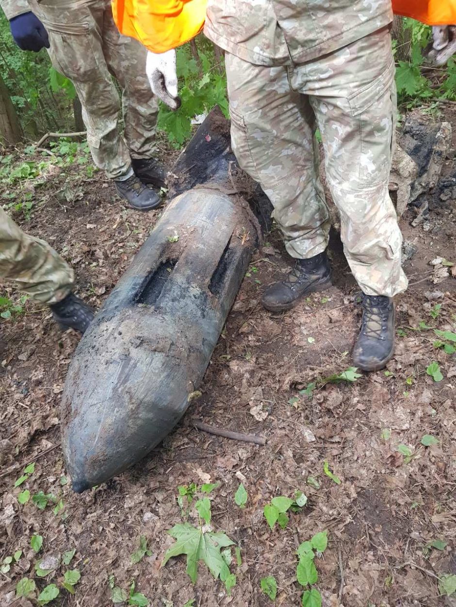 Aliarmas Kaune: Aleksote aptikta daugiau nei 70 aviacinių bombų 