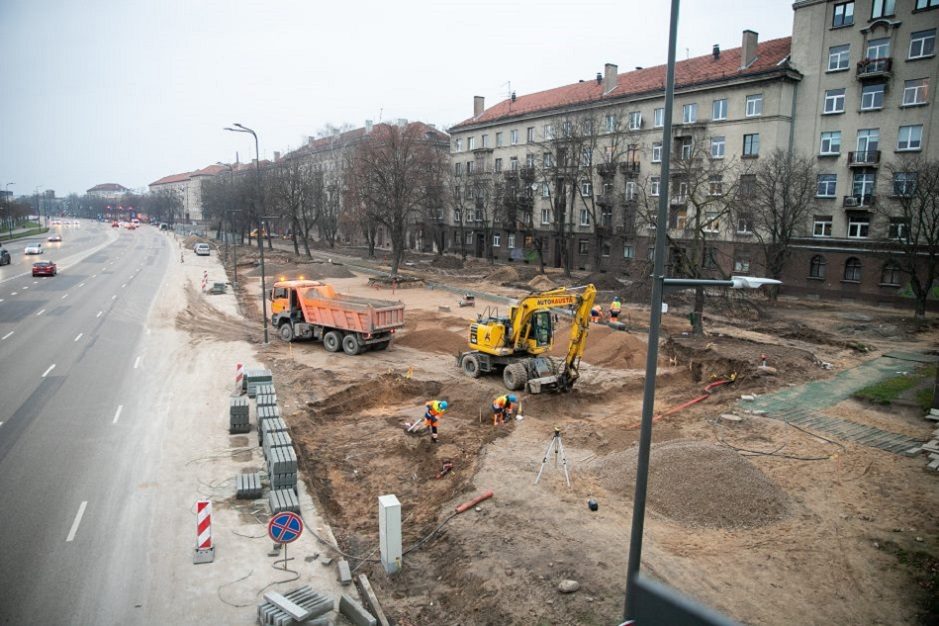 Karaliaus Mindaugo prospekte – nauja automobilių aikštelė