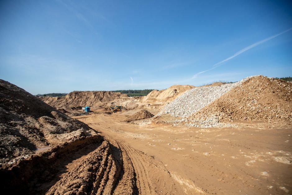 Nerimsta aistros dėl karjero Pakarklės miške: gamtą reikia apginti kartą ir visiems laikams