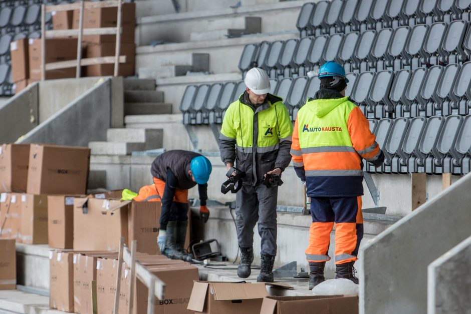 Vilnius griauna stadioną, Kaunas laukia atidarymo