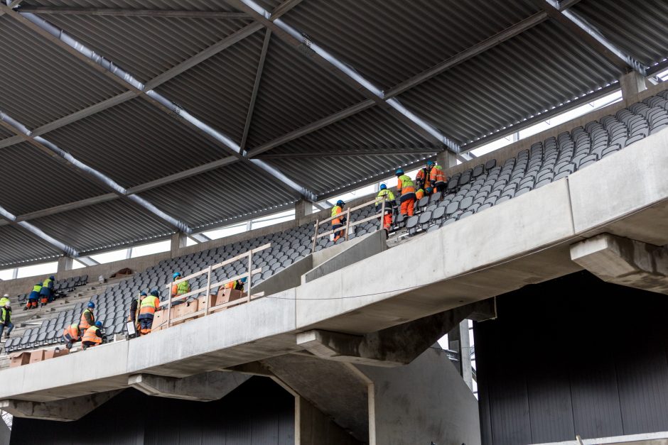 Vilnius griauna stadioną, Kaunas laukia atidarymo