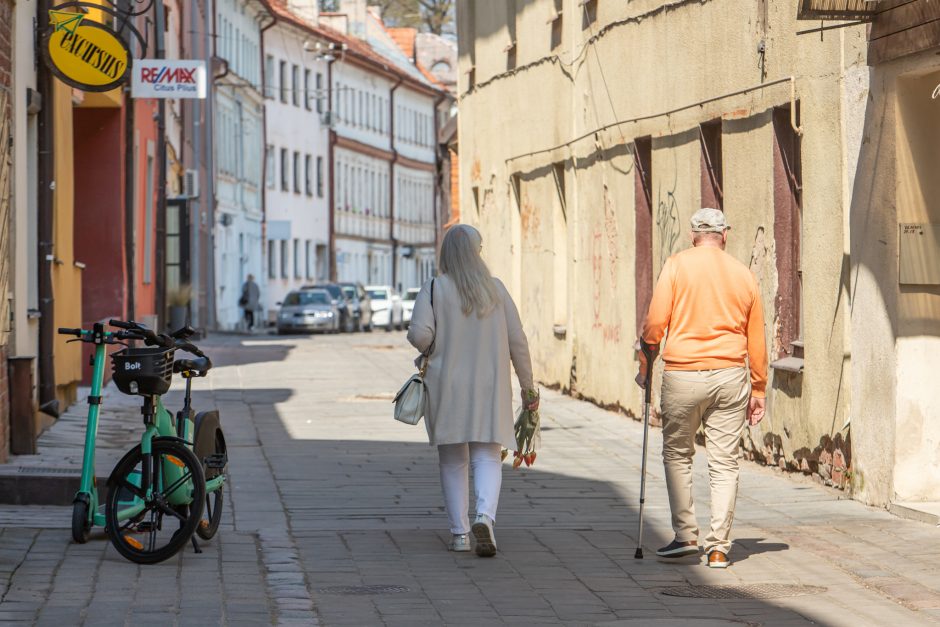 Nuomojami paspirtukai Kaune kuria chaosą