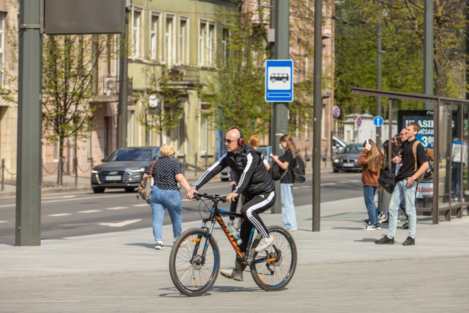 Nuomojami paspirtukai Kaune kuria chaosą