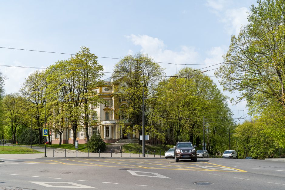 Kauno sankryžose daugėja geltonųjų korių