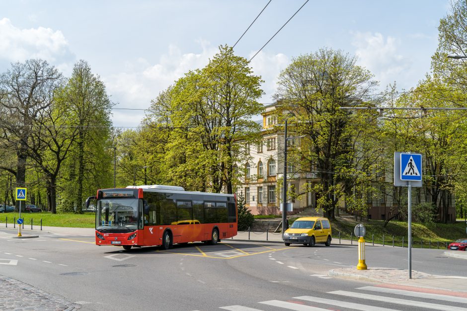 Kauno sankryžose daugėja geltonųjų korių