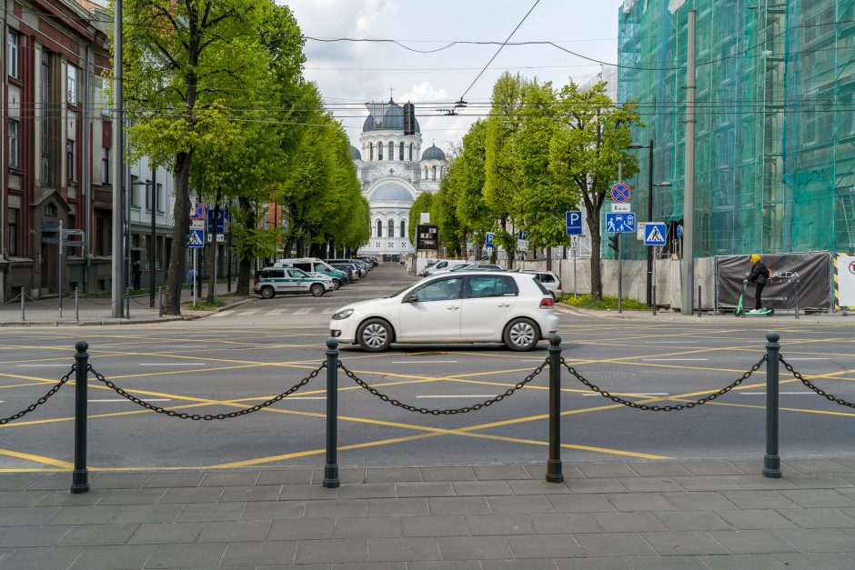 Kauno sankryžose daugėja geltonųjų korių