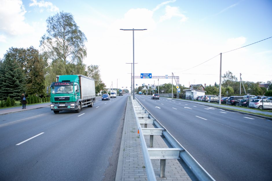 Karmėlavos seniūnijoje žaliuos du parkai, veiks daugiafunkcis centras