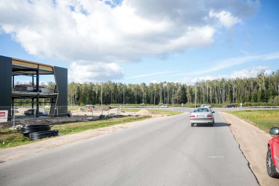 Karmėlavos seniūnijoje žaliuos du parkai, veiks daugiafunkcis centras