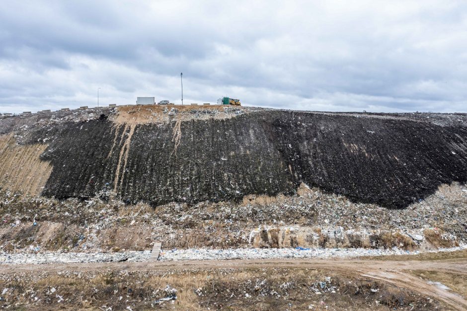 Už nelegalų sąvartyną Vilniaus rajone priskaičiuota 103,9 mln. eurų žala aplinkai