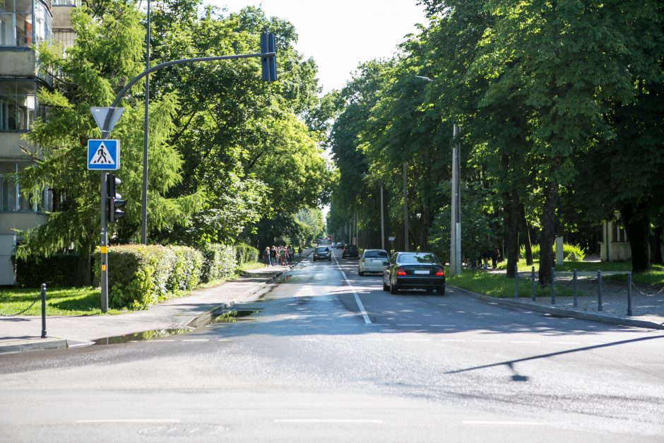 Dar vienas iššūkis: vairuotojų kantrybės pareikalaus darbai Ąžuolyno prieigose