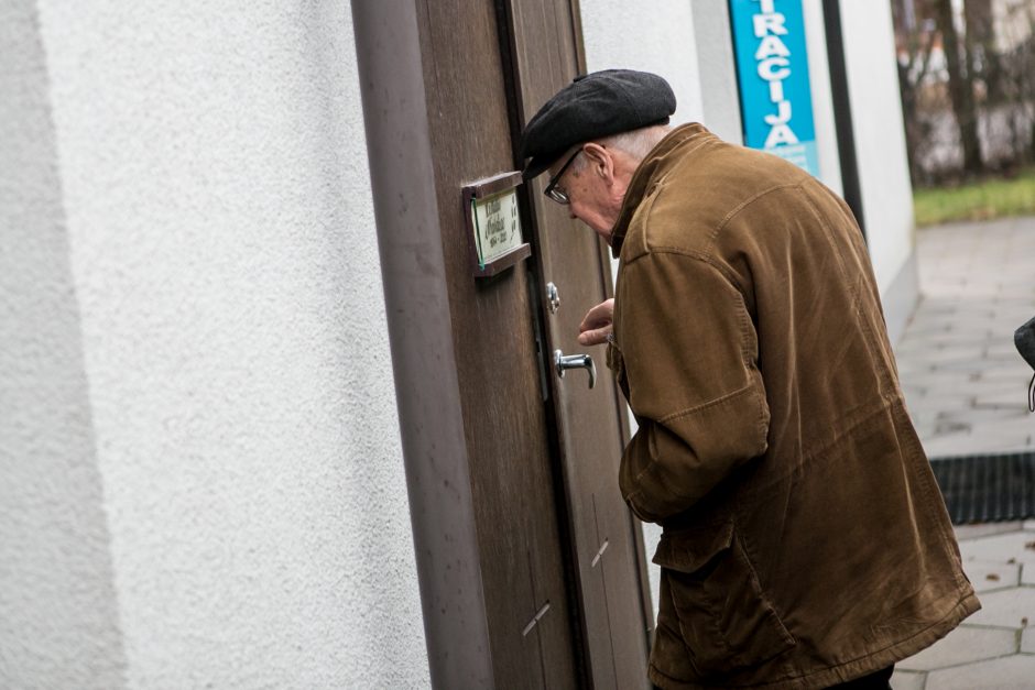 Kaunas atsisveikina su savo poetu: lengvo kelio, Herojau!