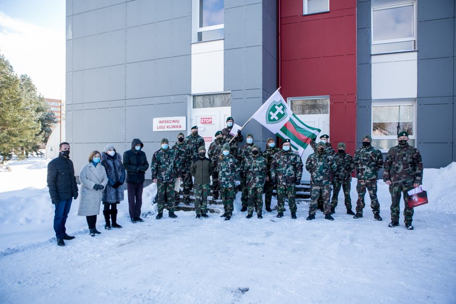 Šauliams – medikų padėka už pagalbą kovojant su nematomu priešu