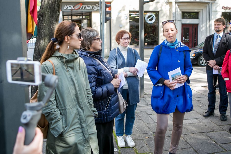 LGBT eisenos įžanga: „viešą nuodėmės demonstravimą“ tikintieji bandė atsverti maldomis 