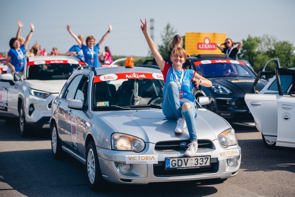 Sveikindami moteris su pavasariu organizatoriai pradeda registraciją į damų pamėgtą ralį