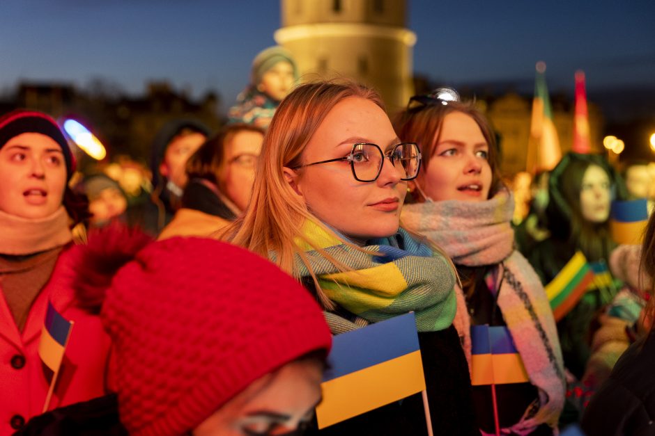 Paramos renginyje esami ir buvę šalies vadovai kvietė aukoti Ukrainai