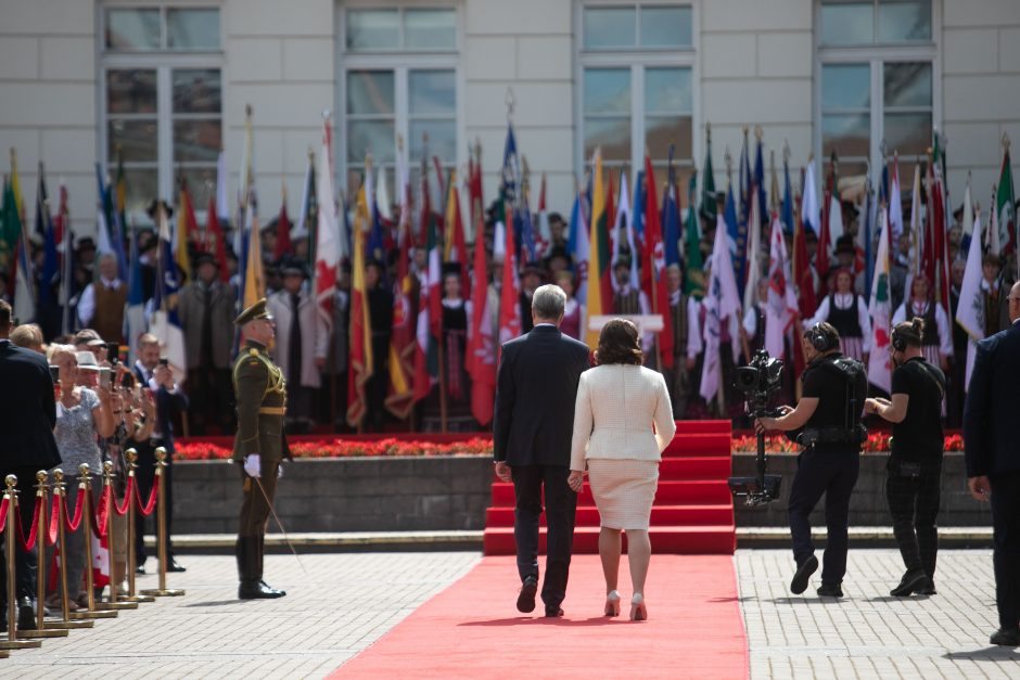 „Daugiau dialogo“: stebėjusieji prezidento inauguraciją pavargo nuo politinių rietenų