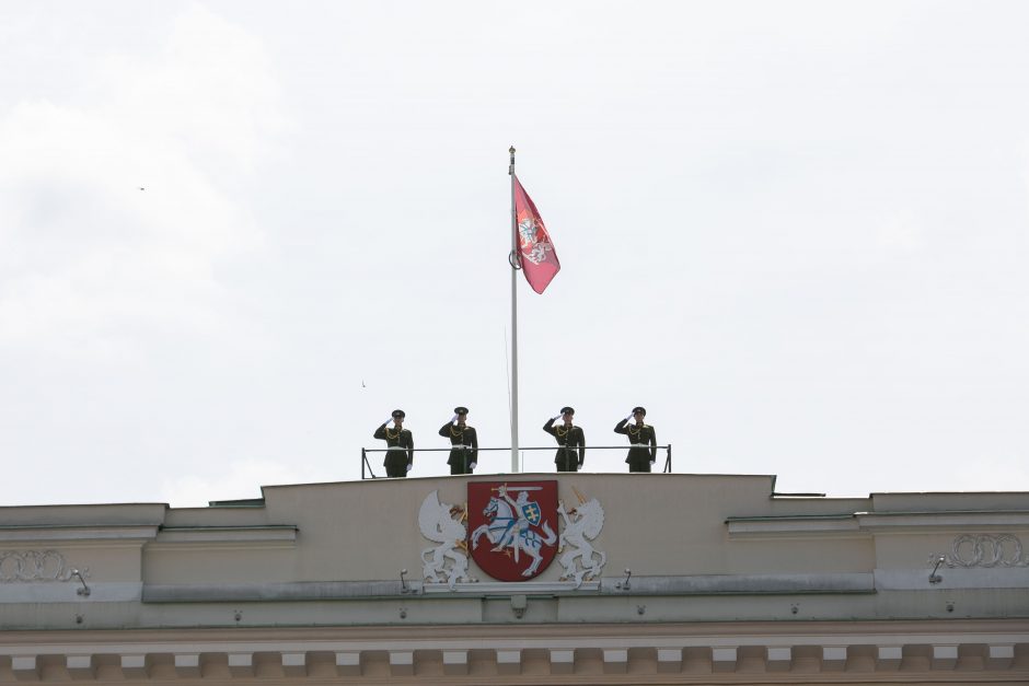 „Daugiau dialogo“: stebėjusieji prezidento inauguraciją pavargo nuo politinių rietenų