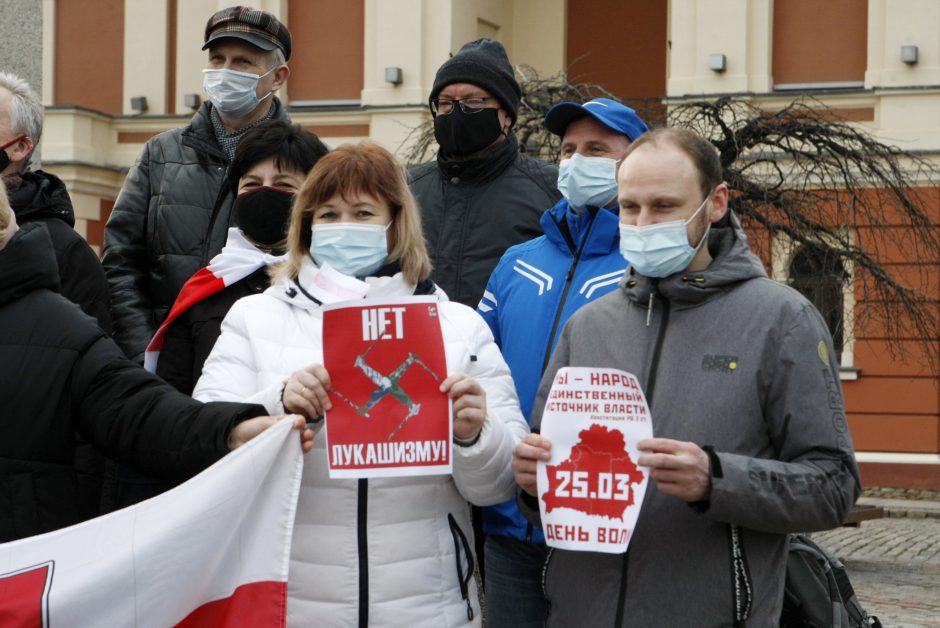 Nuo represijų besislepiantys baltarusiai: A. Lukašenka gali griebtis dar drastiškesnių veiksmų