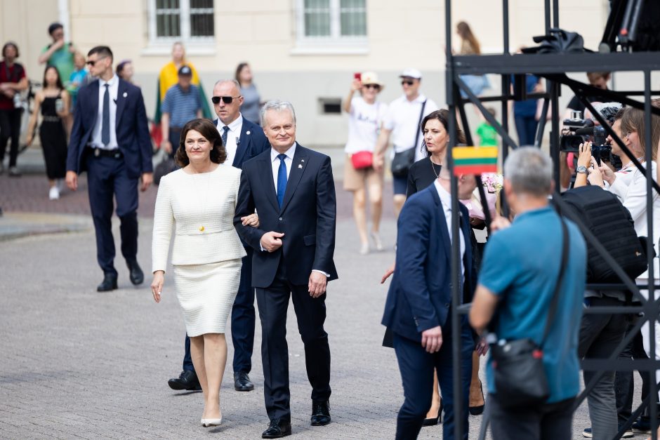 „Daugiau dialogo“: stebėjusieji prezidento inauguraciją pavargo nuo politinių rietenų