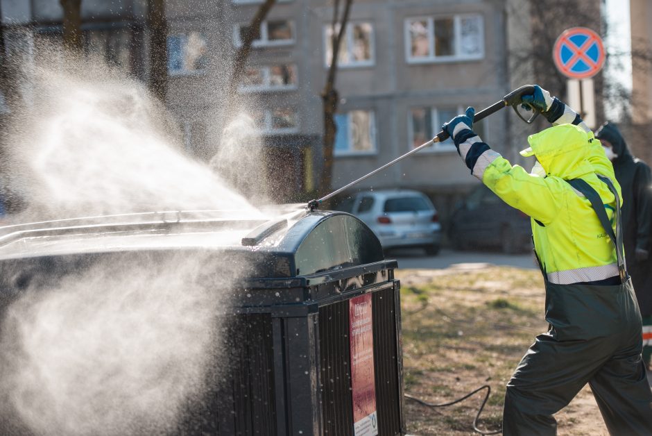 Kaunas siekia pažaboti koronaviruso plitimą: dezinfekuojamos rinkiminės apylinkės