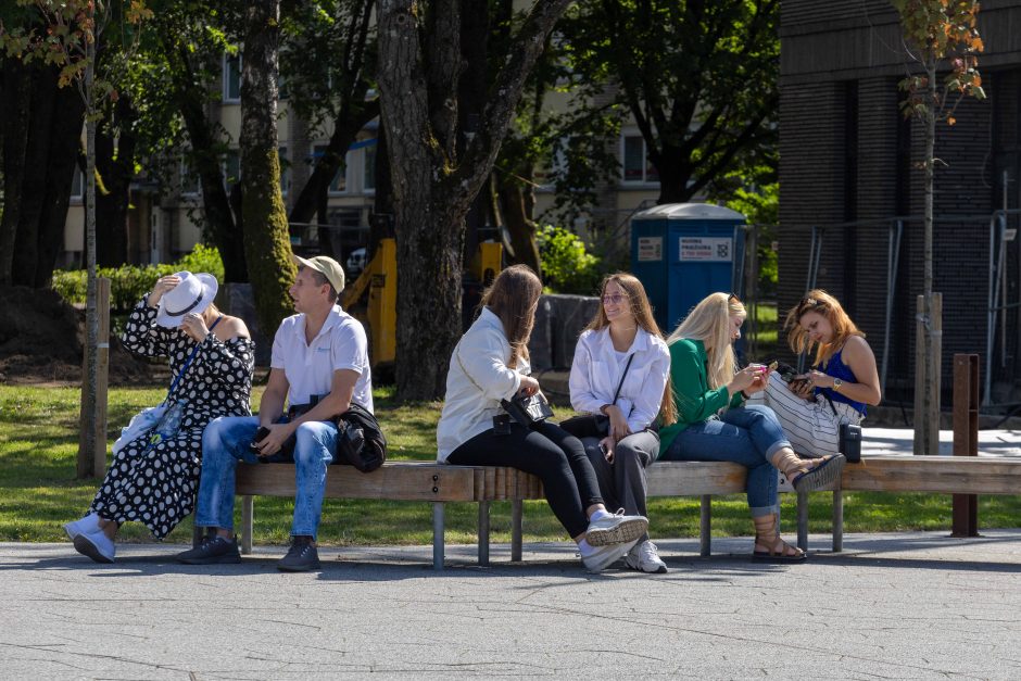 E. Sheerano gerbėjai jau laukia koncerto