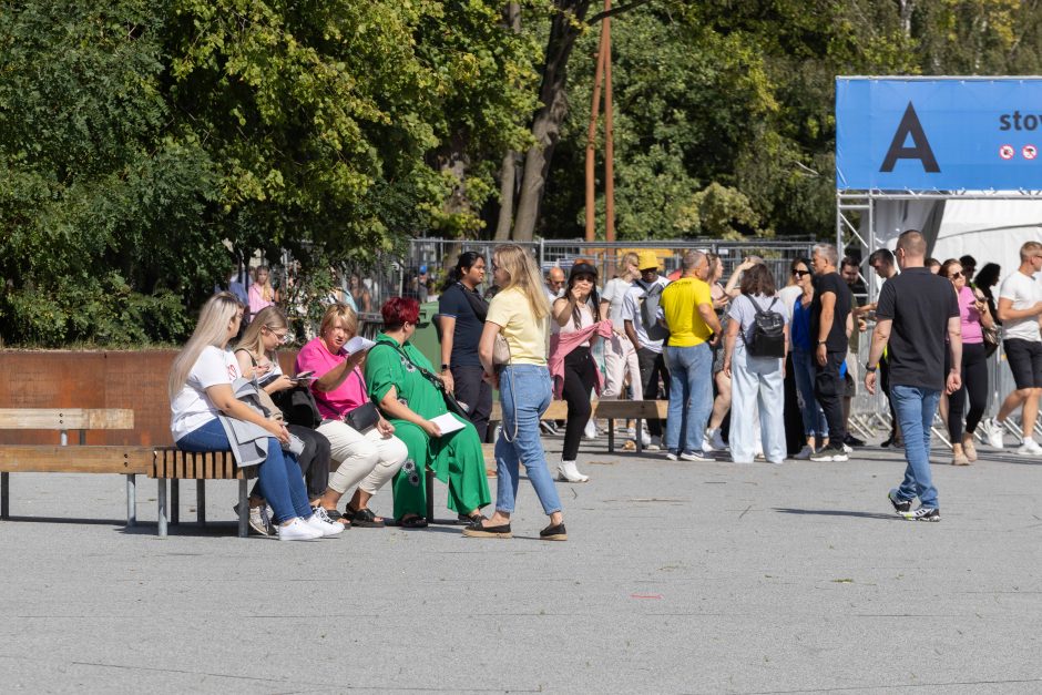 E. Sheerano gerbėjai jau laukia koncerto