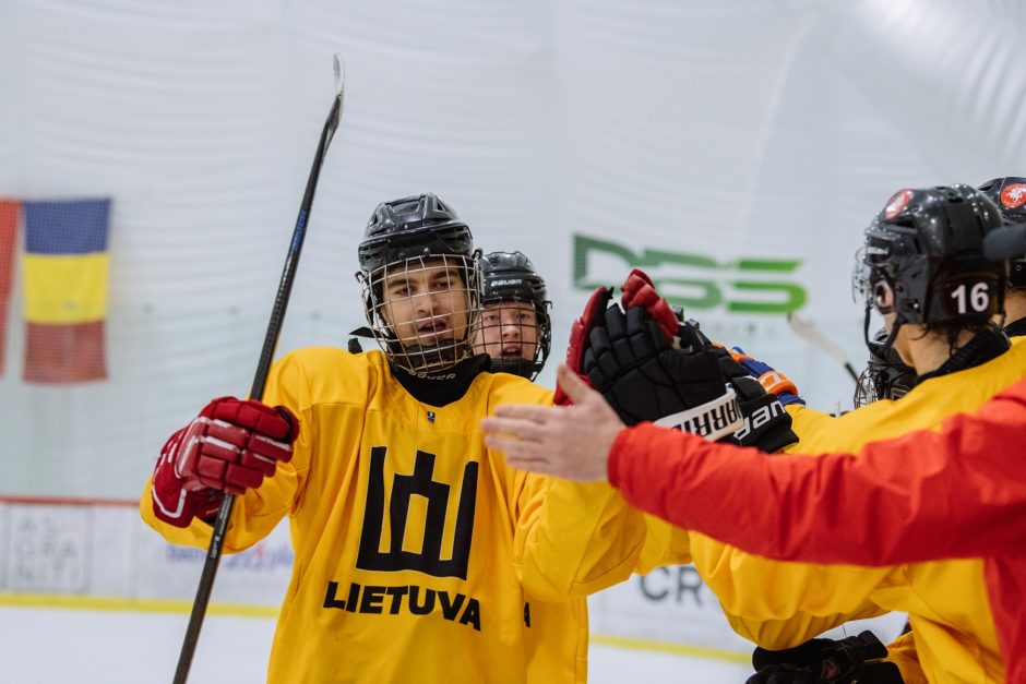 Nepriekaištinga gynyba ir trečioji pergalė: lietuviai tęsia sėkmingą žygį pasaulio čempionate