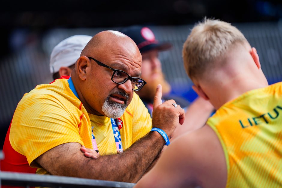 Olimpinių žaidynių disko metimo finalas