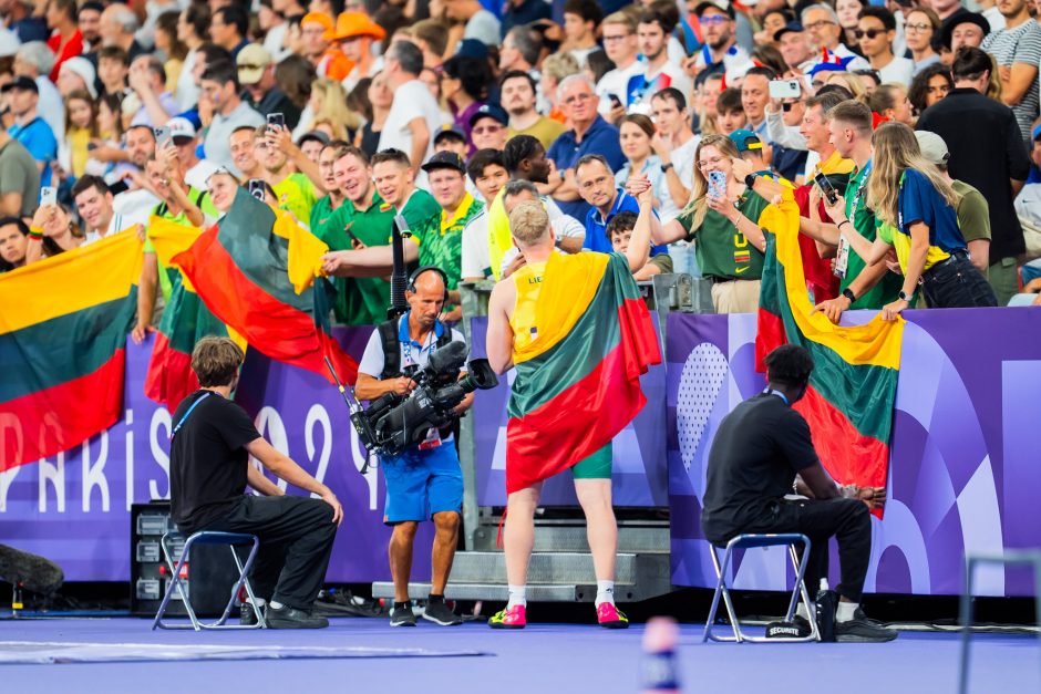 Olimpinių žaidynių disko metimo finalas