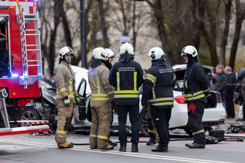 Avariją sostinės Savanorių prospekte sukėlusi moteris paguldyta į ligoninę