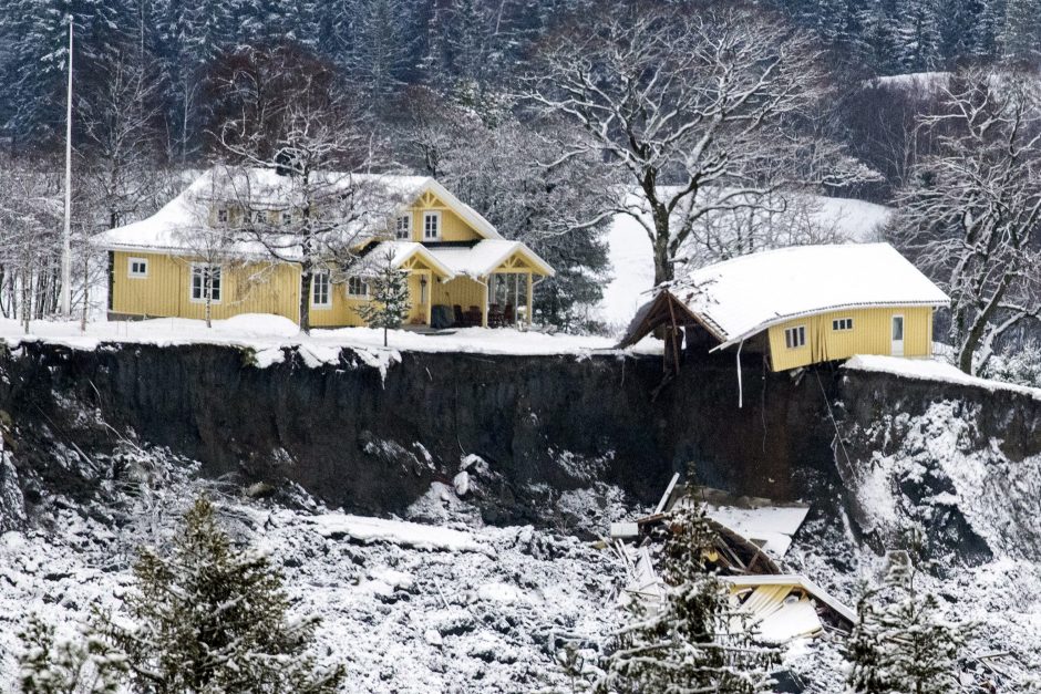 Po nuošliaužos Norvegijoje aptikti dar vieno žmogaus palaikai