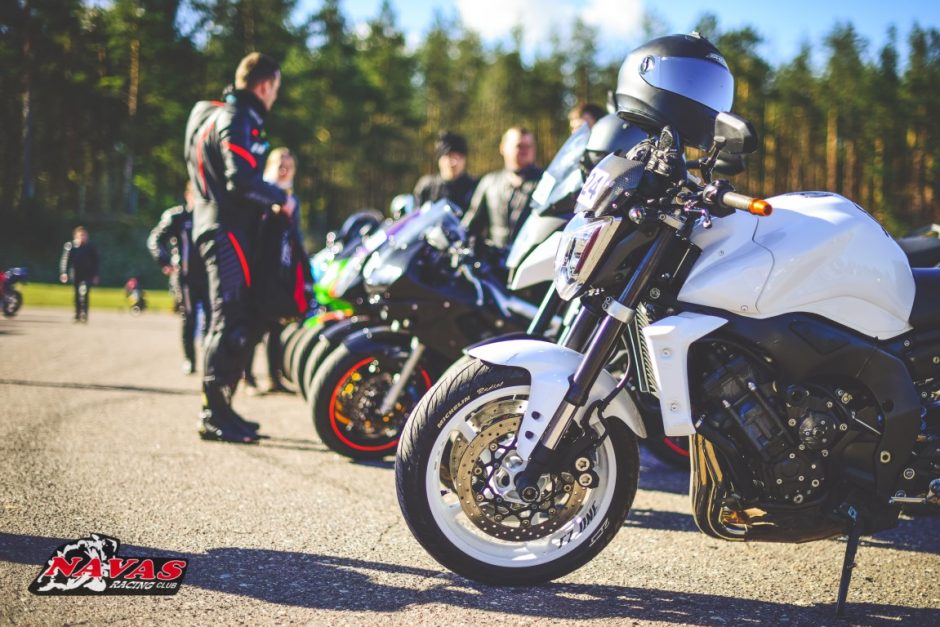 „Nemuno žiede“ susirinko per 200 motociklų entuziastų