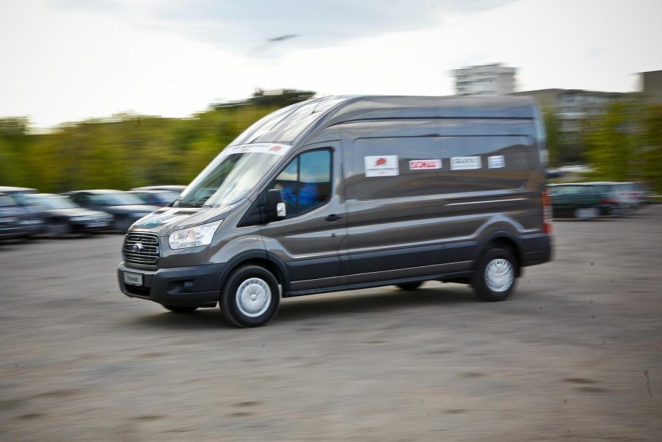 „Komercinio automobilio 2014“ laurus pelnė „Ford Transit Van“