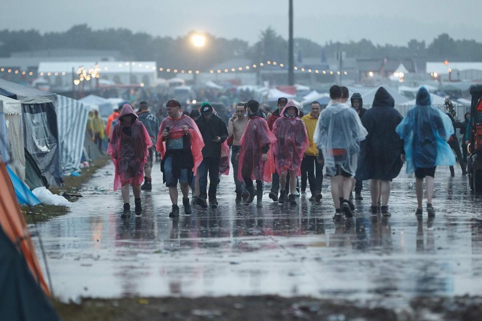 Vokietijoje per roko festivalį nuo žaibo smūgio nukentėjo per 50 žmonių