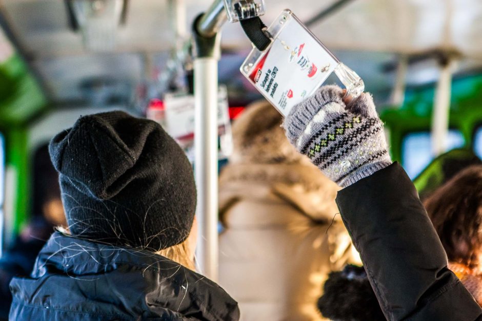 Sušalusi keleivė: važiuodama drebu ir svajoju apie šiltą arbatą